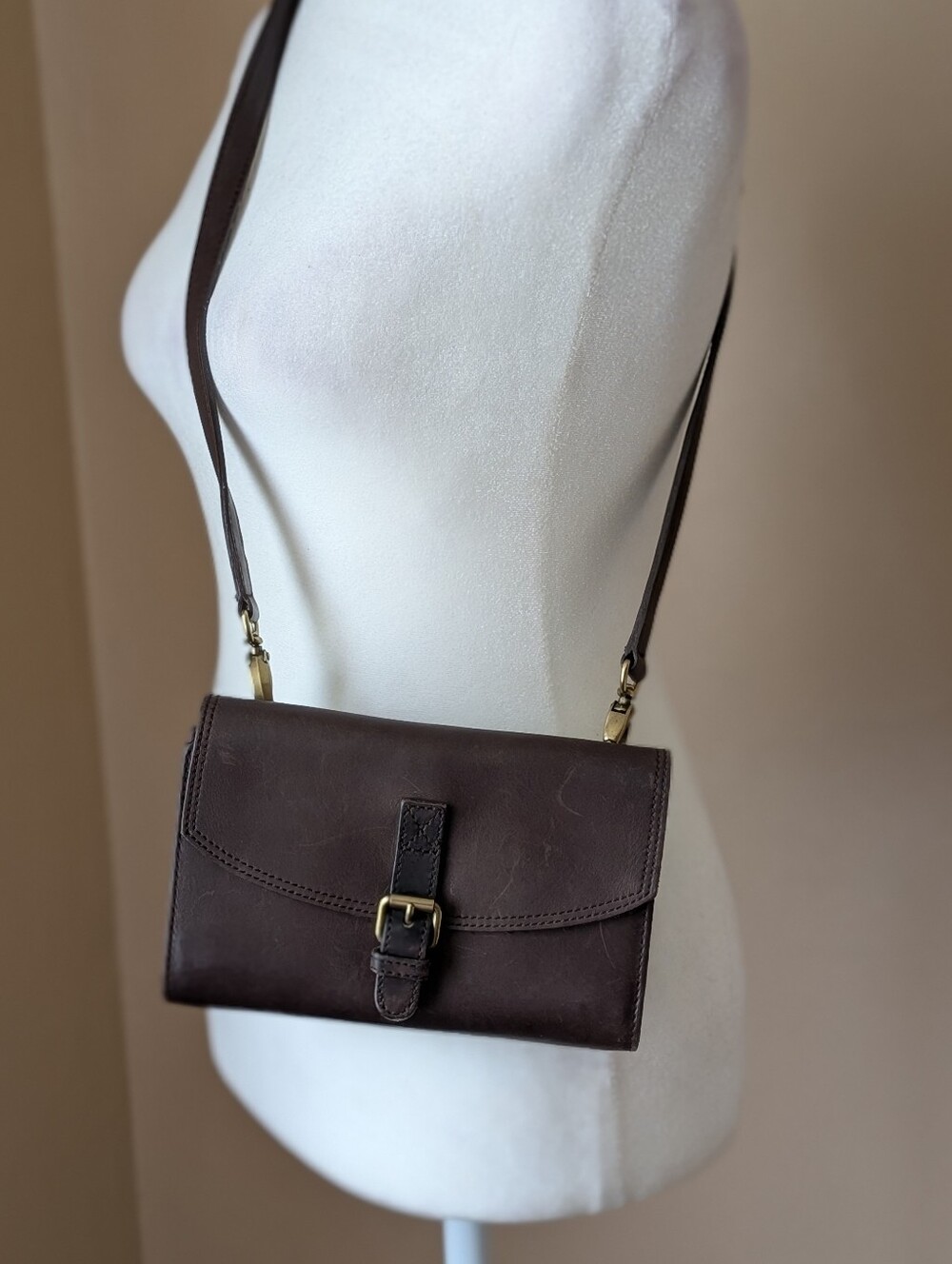 Eddie Bauer Brown Leather Crossbody Messenger Bag Wallet Organizer